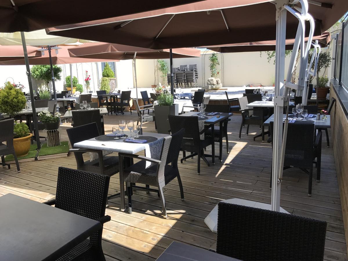 Logis Hotel-Restaurant Le Relais D'Aligre Châteauneuf-en-Thymerais Dış mekan fotoğraf